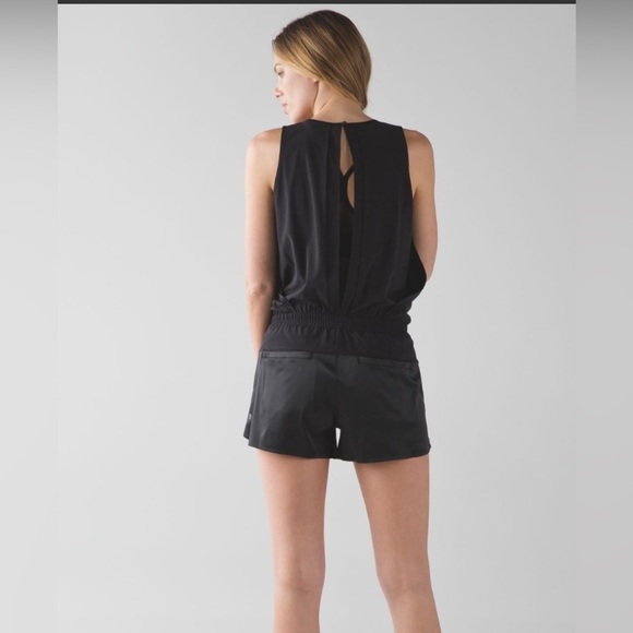 Lululemon black casual sleeveless athletic stretch short Getaway Romper shorts 6 - Picture 4 of 4